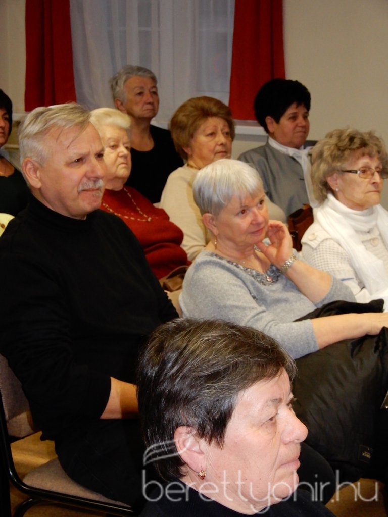 Határon túl születtek 16